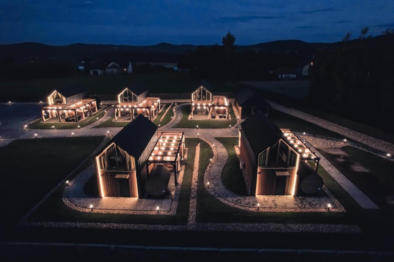 Village Resort Sauna & Jacuzzi & Netflix Tworkowa Εξωτερικό φωτογραφία