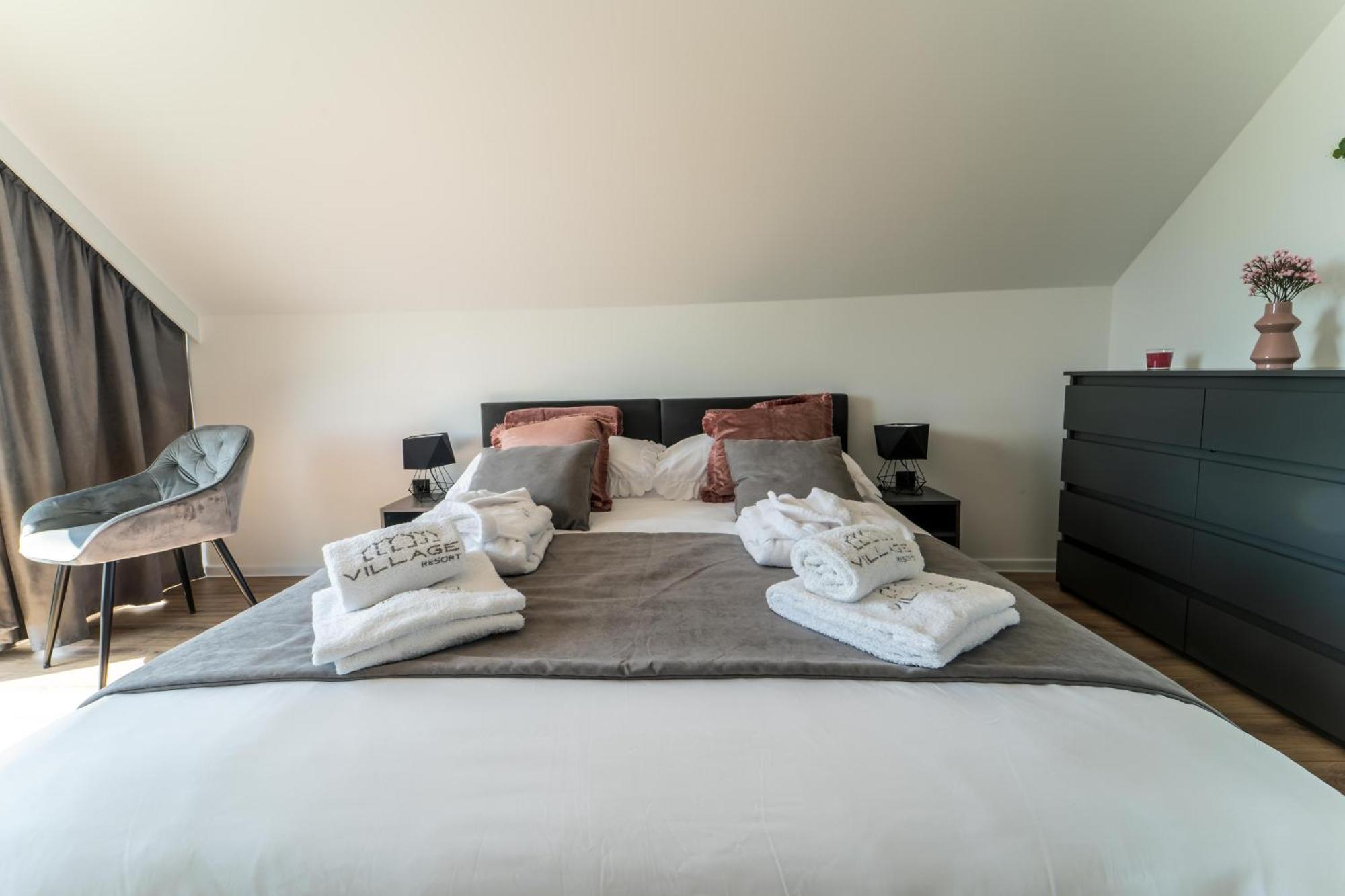 Village Resort Sauna & Jacuzzi & Netflix Tworkowa Δωμάτιο φωτογραφία