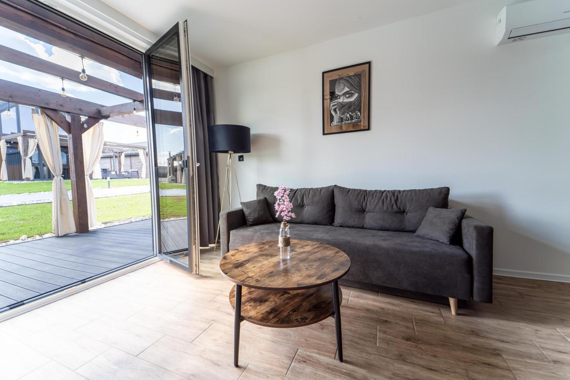 Village Resort Sauna & Jacuzzi & Netflix Tworkowa Δωμάτιο φωτογραφία
