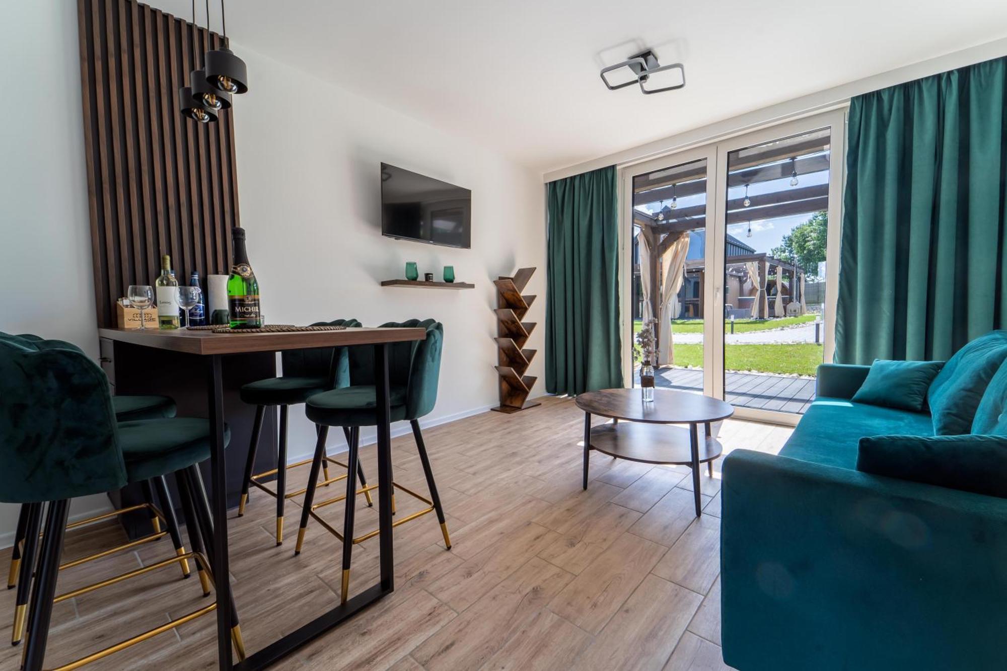 Village Resort Sauna & Jacuzzi & Netflix Tworkowa Δωμάτιο φωτογραφία